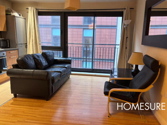 HOMESURE - LIVING...