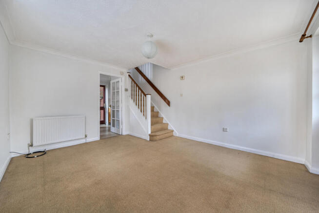 1415657-11-699323...