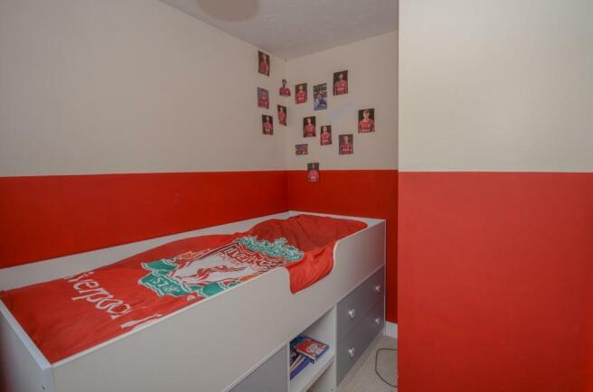 Bedroom 4.jpg