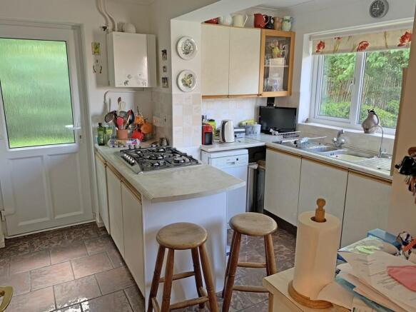 Kitchen/Breakfast...