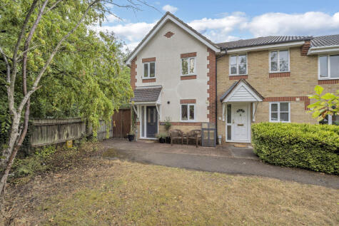 Cardinal Close, Bury St Edmunds