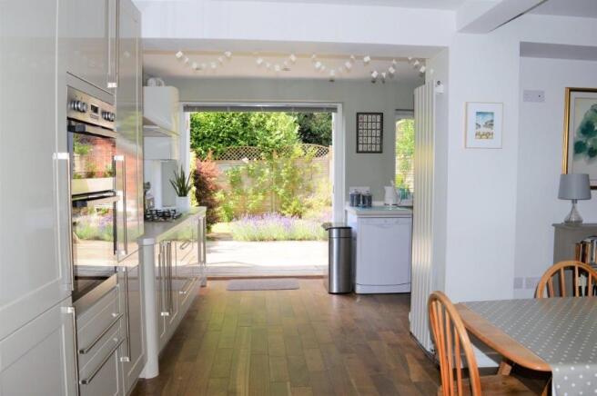 Kitchen/dining room