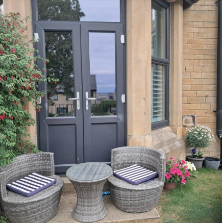 3 bed Apartment for sale Image 2