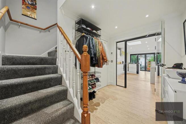 37A Burgoyne Road SW9 9QH-7.jpg