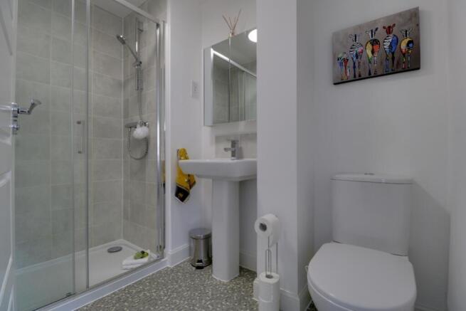Bedroom 2 Ensuite