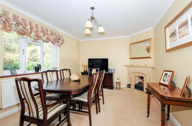 Windlesham Dining