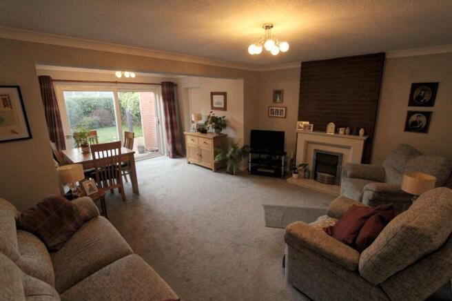 Lounge A