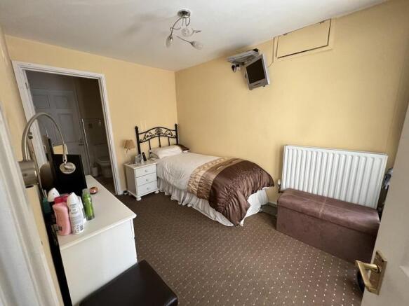 Bedroom 3 / Reception 2