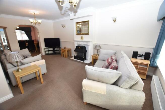 'L' Shaped Lounge