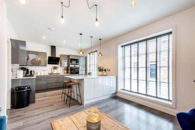 Kitchen/Family Room