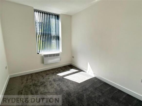 2 bed Apartment to rent Image 5