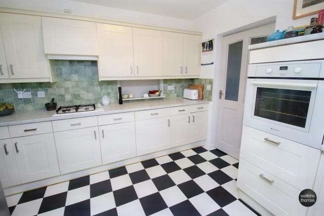 Kitchen 2