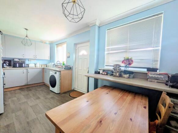 faa94ba0-351e-4e9c-b1b8-4daeb1c85020