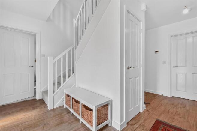 4 bed Detached for sale Image 7