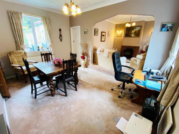3 bed Detached Bungalow for sale Image 8