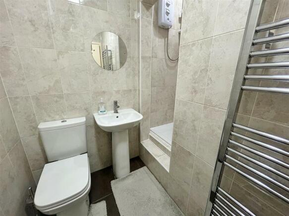 Top Floor Shower Room