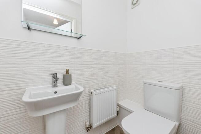 3 bed Detached for sale Image 10