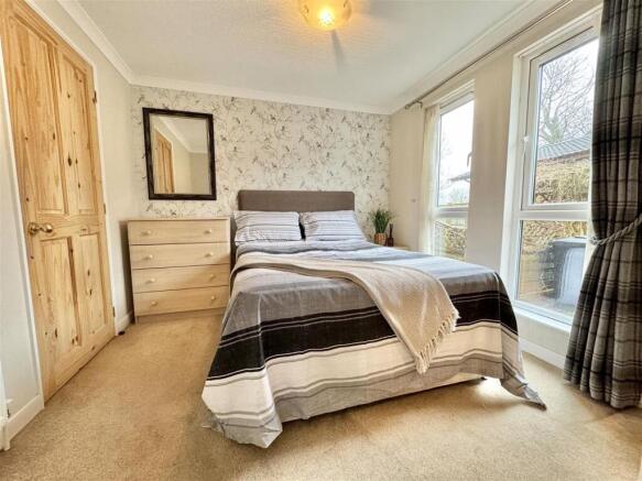 2 bed Not Specified for sale Image 8