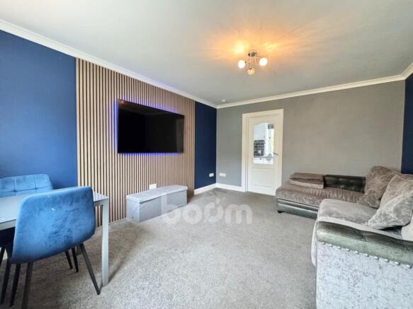 Reid Avenue, Dalry lounge shot