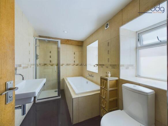 Ground floor bathroom