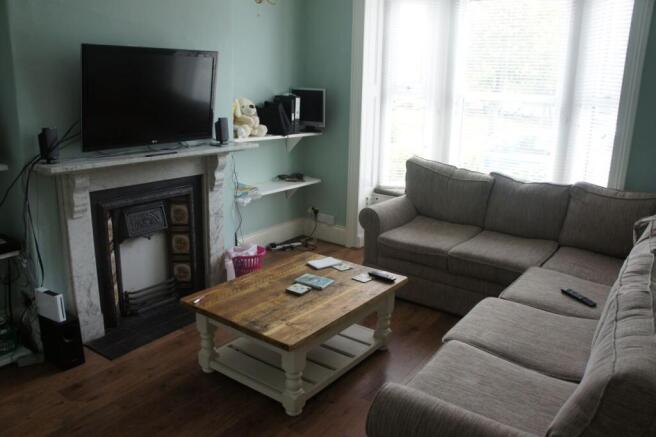 6 bed Terraced to rent Image 4