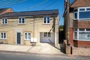 34, Quainton Road, Waddesdon HP18 0LP