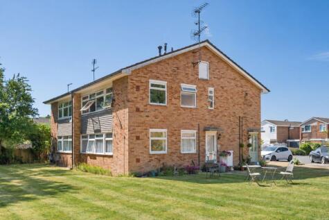 Glebelands, Claygate, Esher, KT10