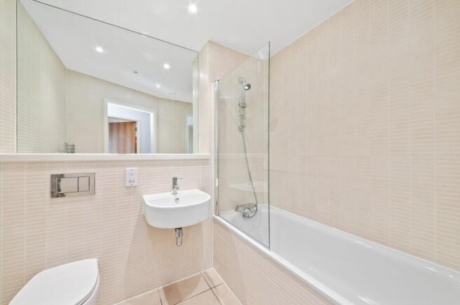 1 bed Apartment for sale Image 11