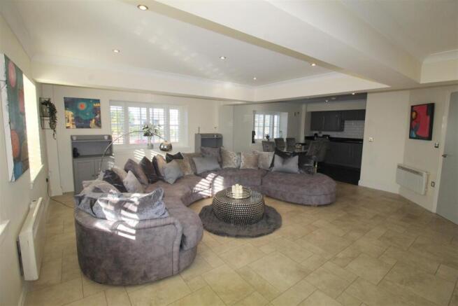 Elizabeth Court, Lounge Kitchen 2.JPG