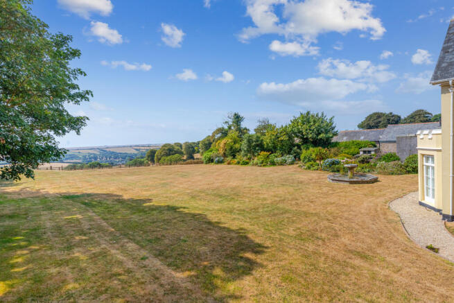 A09 - 7 Coleridge House, Chillington - 260724