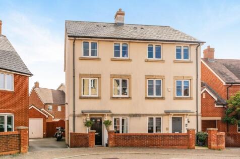 Holloway Close, Amesbury, SP4