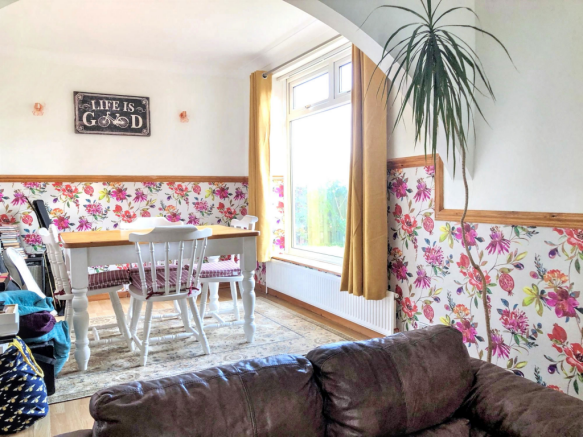 3 bed Detached for sale Image 7