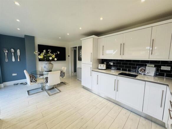 Kitchen Diner