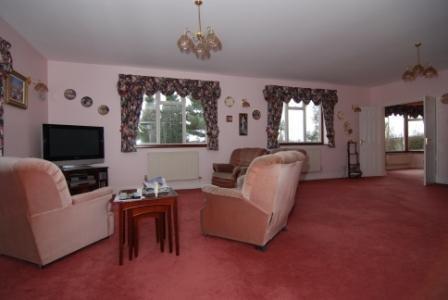 Formal Lounge