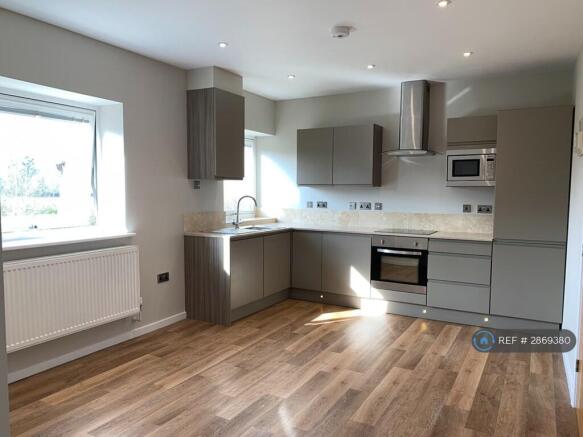 Bright Open-Plan Kitchen/Living Area