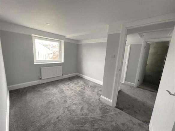 Bedroom 1.jpeg