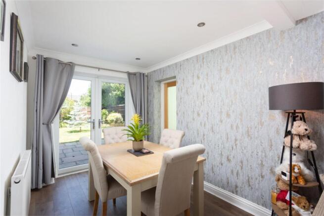 4 bed Detached for sale Image 3