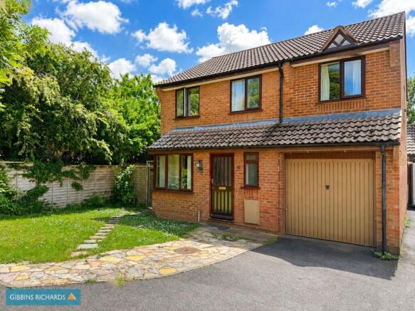 4-bed detached on Medway Close, Taunton, TA1, £340,000