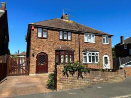 15, Queens Road, Eton Wick, Windsor SL4 6NA