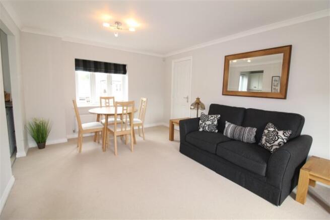 2 bed Apartment for sale Image 4