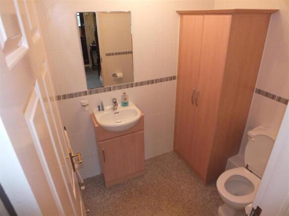 Downstairs WC/ Cloakroom
