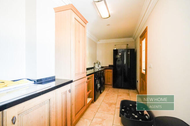 3 bed Detached Bungalow for sale Image 12