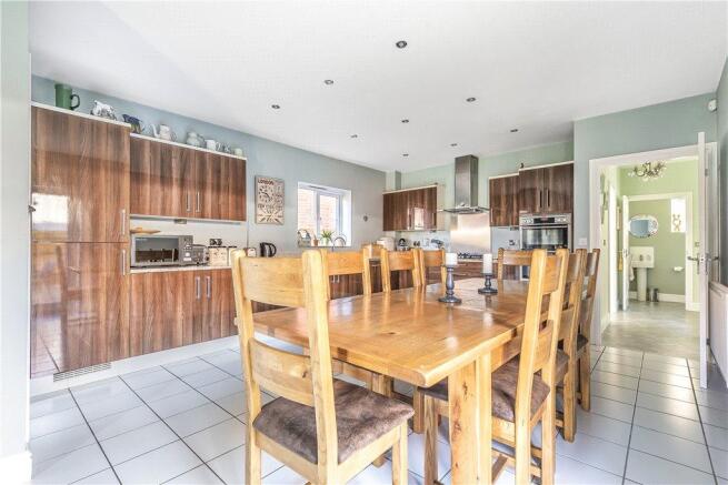 Kitchen/Breakfast
