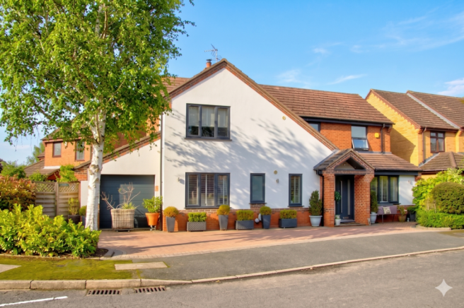 Front - Wordsworth Drive - Matt Clinton EweMove Ke