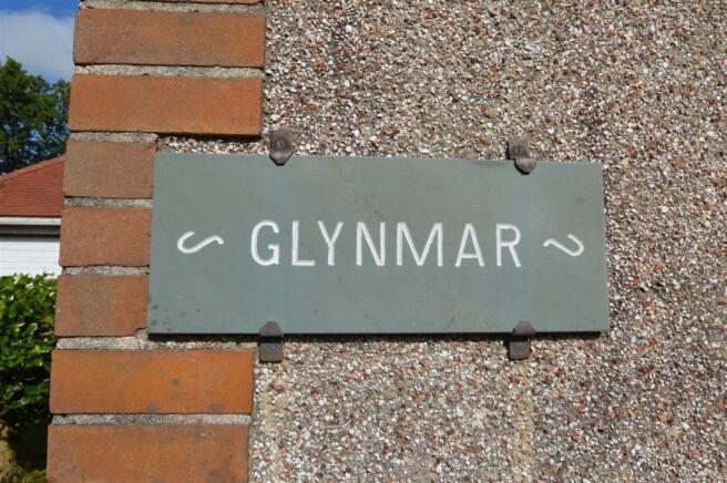 GROUND FLOOR- ENTRANCE