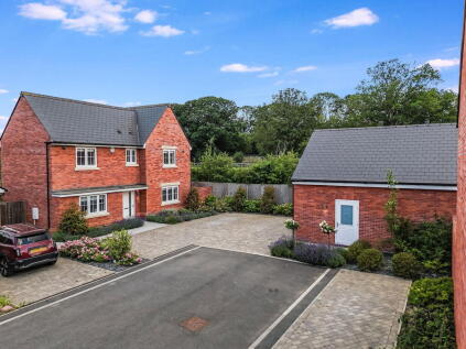 Lowefields, Earls Colne, Colchester, CO6 2LH