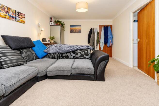 Flat 6 Fareham House, Hertfordshire, HP1 1DZ photo 4