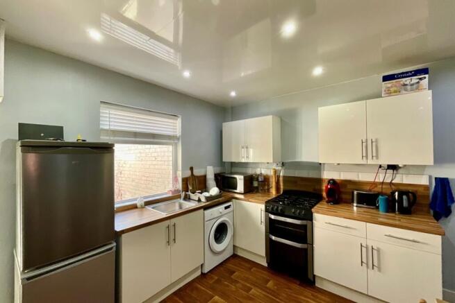 3 bed Terraced for sale Image 7