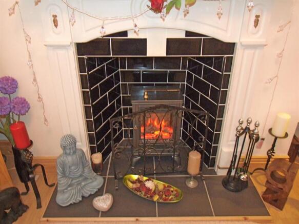 PHOTO-FIREPLACE