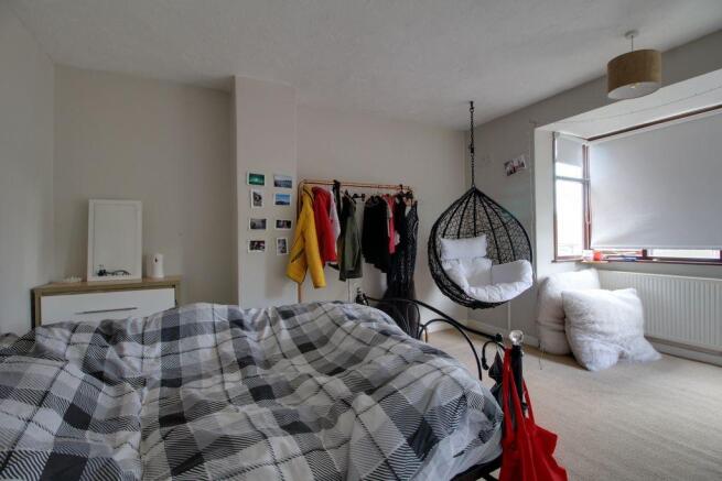 Bedroom 1 (Double)